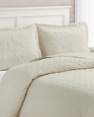 Raffia Solid 3-Piece Full/Queen Quilt Set - Beige