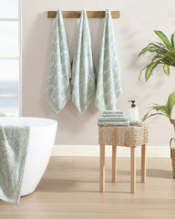 Pineapple Venture 6-Piece Bath Towel Set - Sage/White