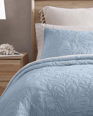 Solid Costa Sera Full/Queen Quilt - Blue