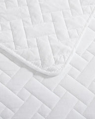 Raffia Solid 3-Piece King Quilt Set - White