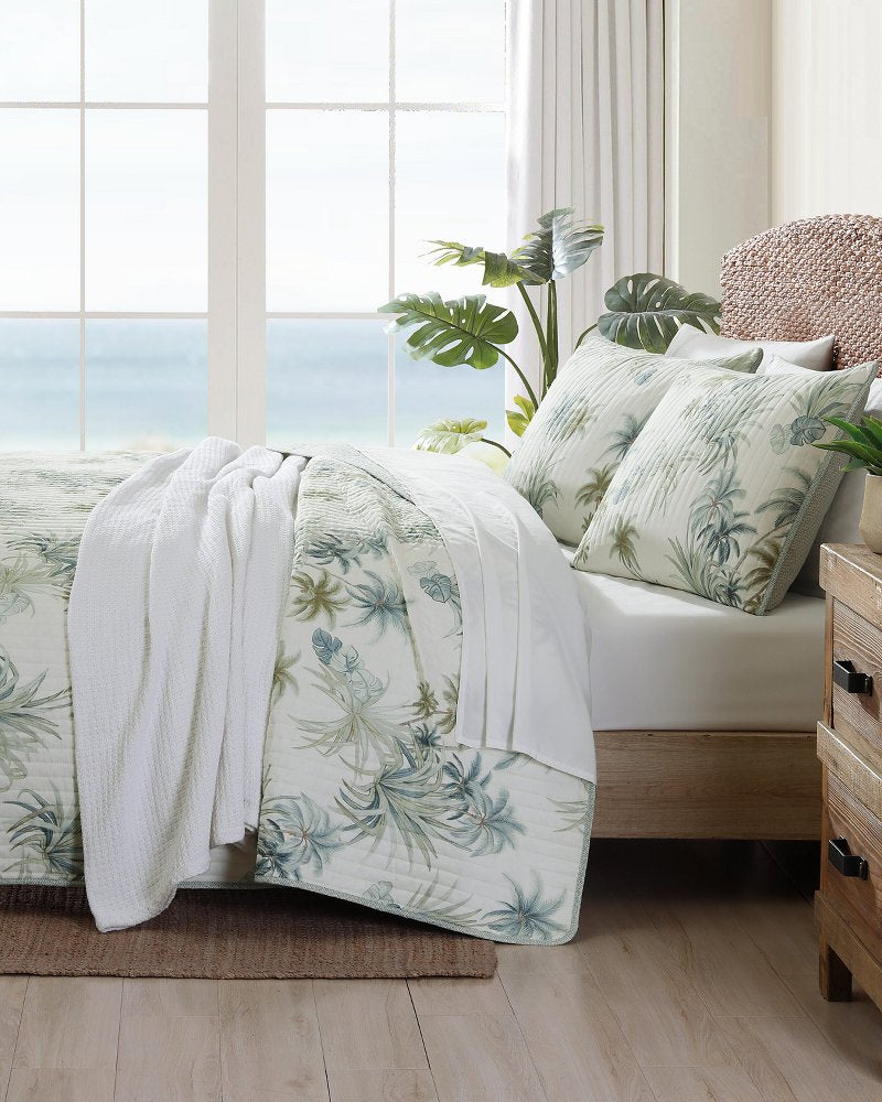 Serenity Palms Reversible King Quilt - Blue
