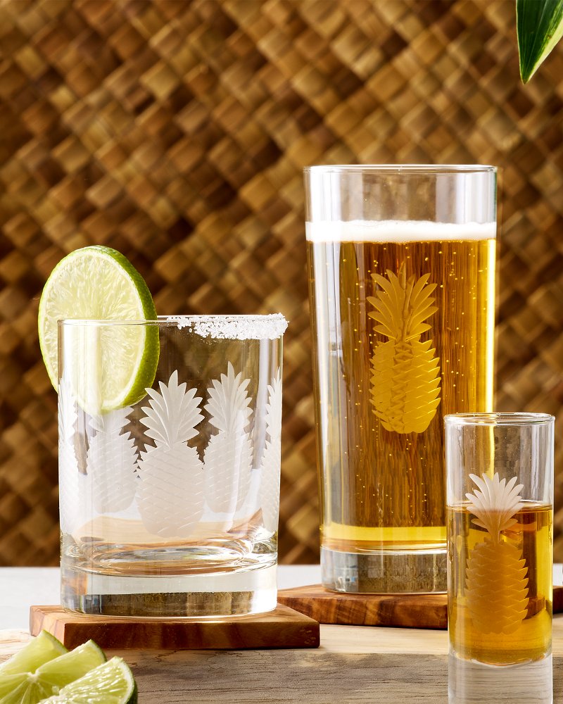 Etched Pineapple 2.5-oz. Shot Glasses — Set of 4 - Clear
