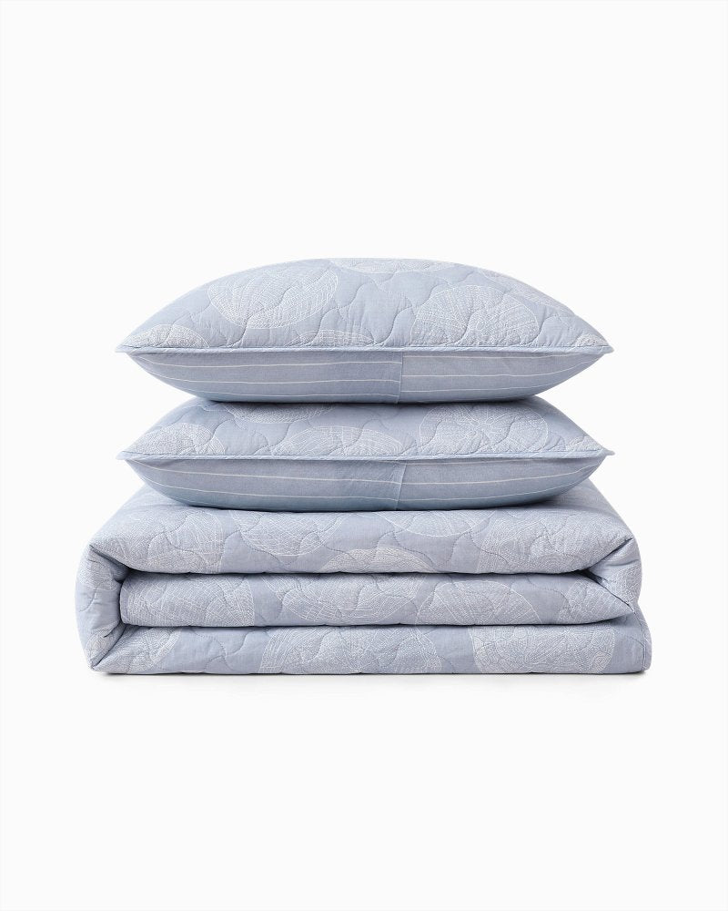 Ocean Island Reversible 3-Piece King Quilt Set - Blue Island