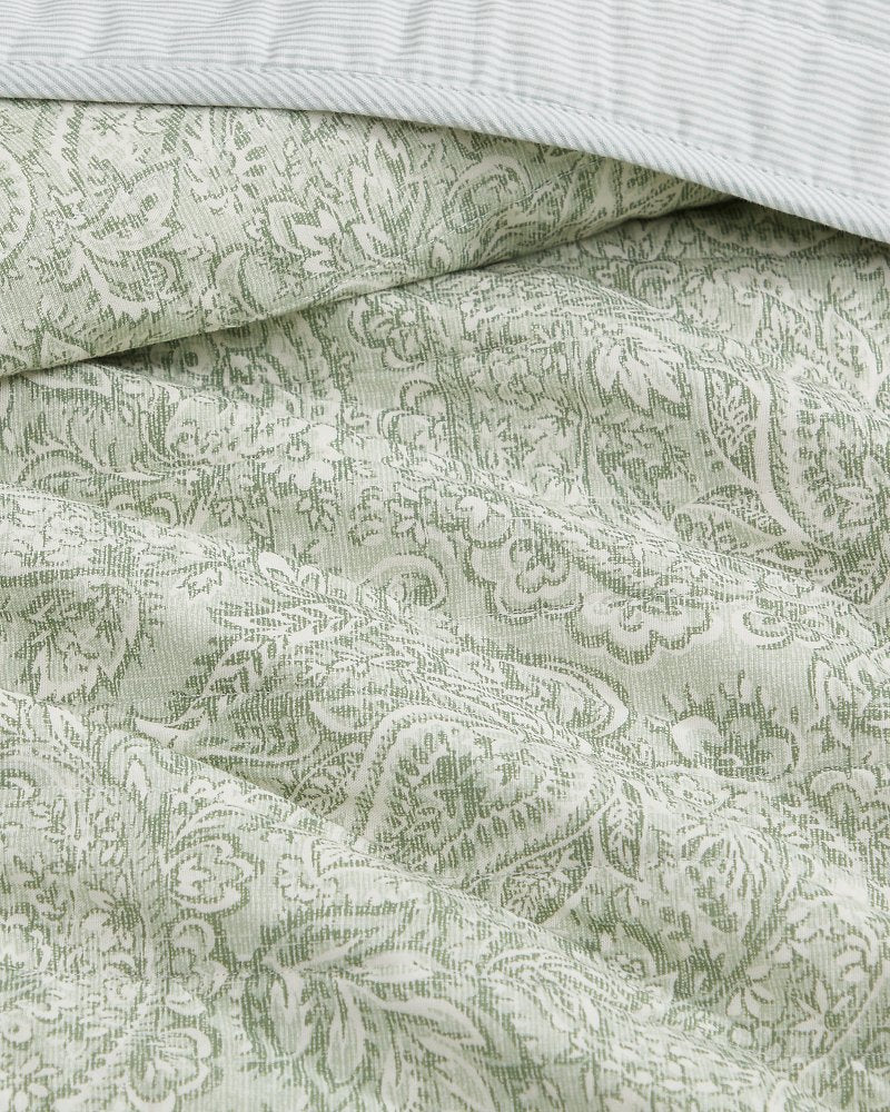 Caicos Isle Reversible 3-Piece Full/Queen Quilt Set - Spring Green