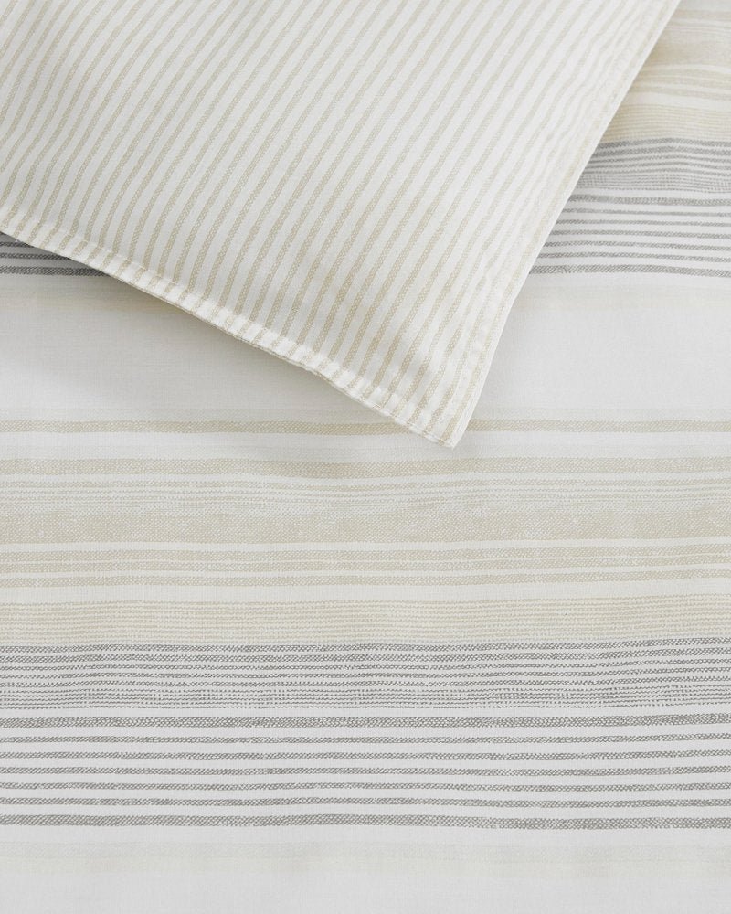 Canal Island Stripe Reversible 3-Piece Full/Queen Comforter Set - Beige/Grey