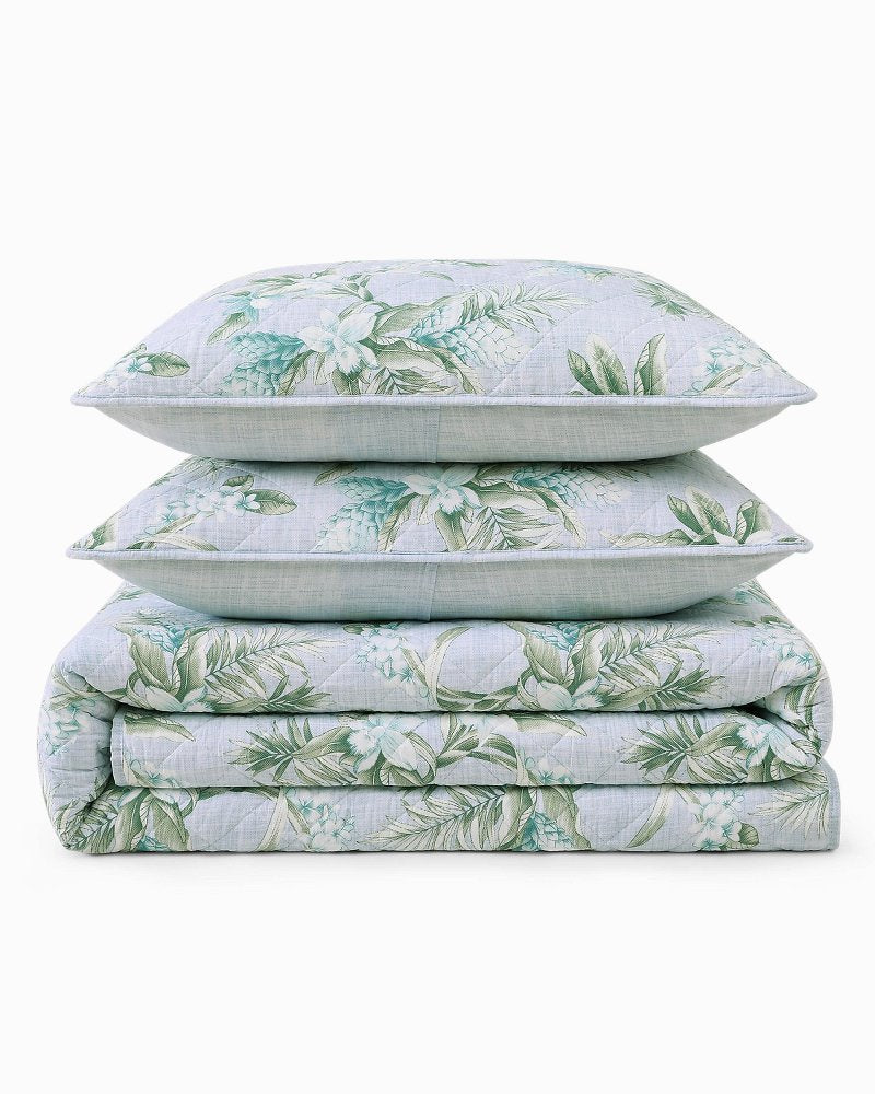 Floral Enchantment Reversible 3-Piece Full/Queen Quilt Set - Light Blue/Aqua