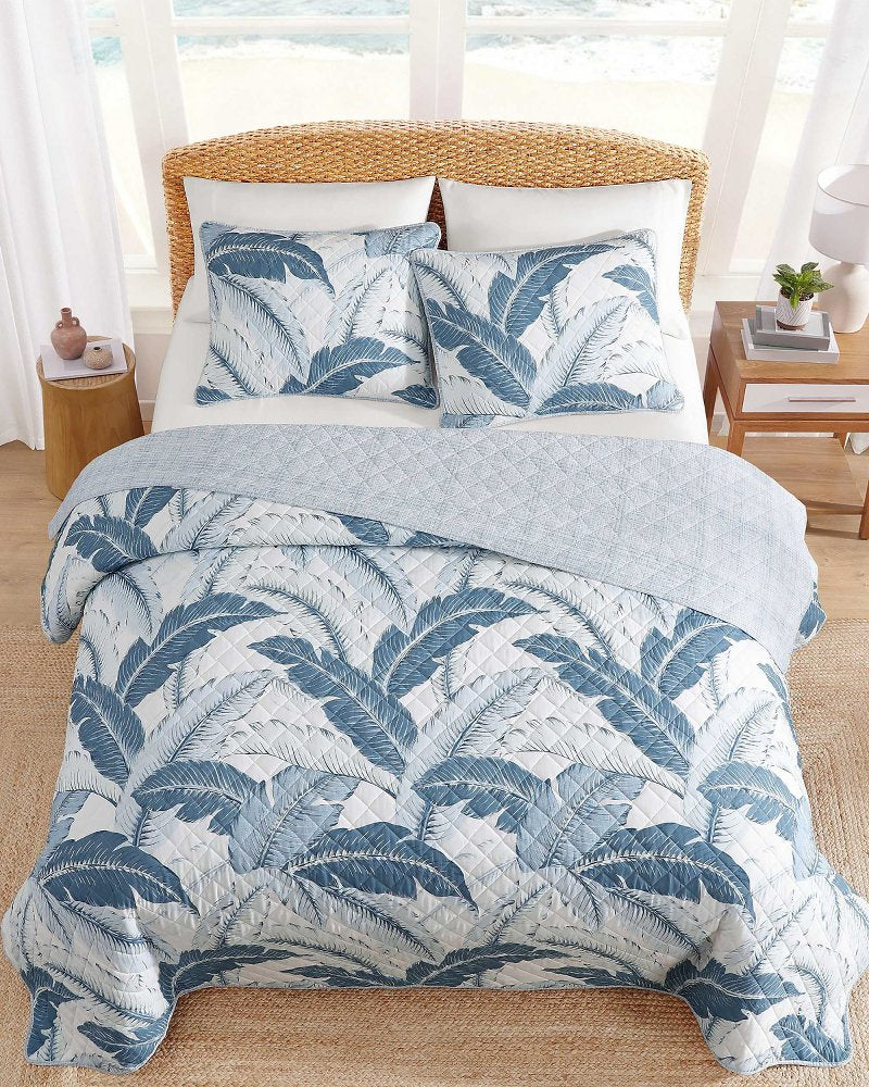 Vintage Palms 3-Piece Full/Queen Quilt Set - White/Blue