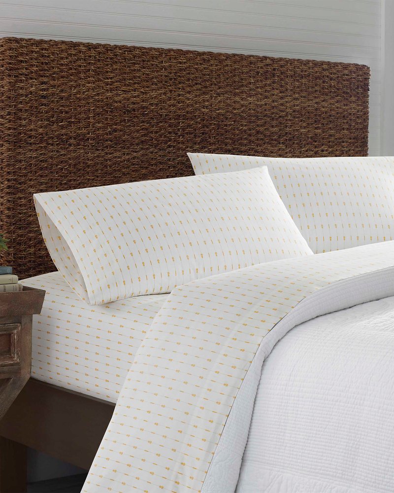 Pineapple Pinstripe 4-Piece Queen Sheet Set - Yellow