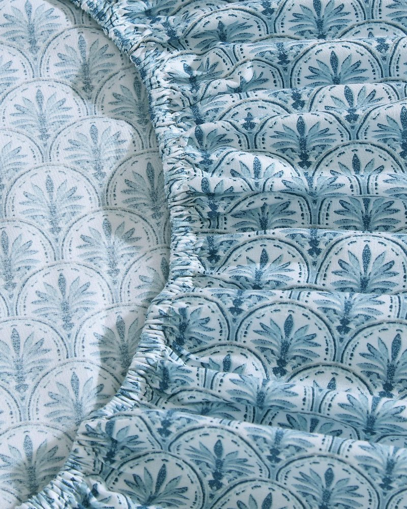 Coastal Batik Blue 4-Piece Queen Sheet Set - Blue