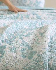 Laguna Beach Reversible 3-Piece Full/Queen Quilt Set - Blue