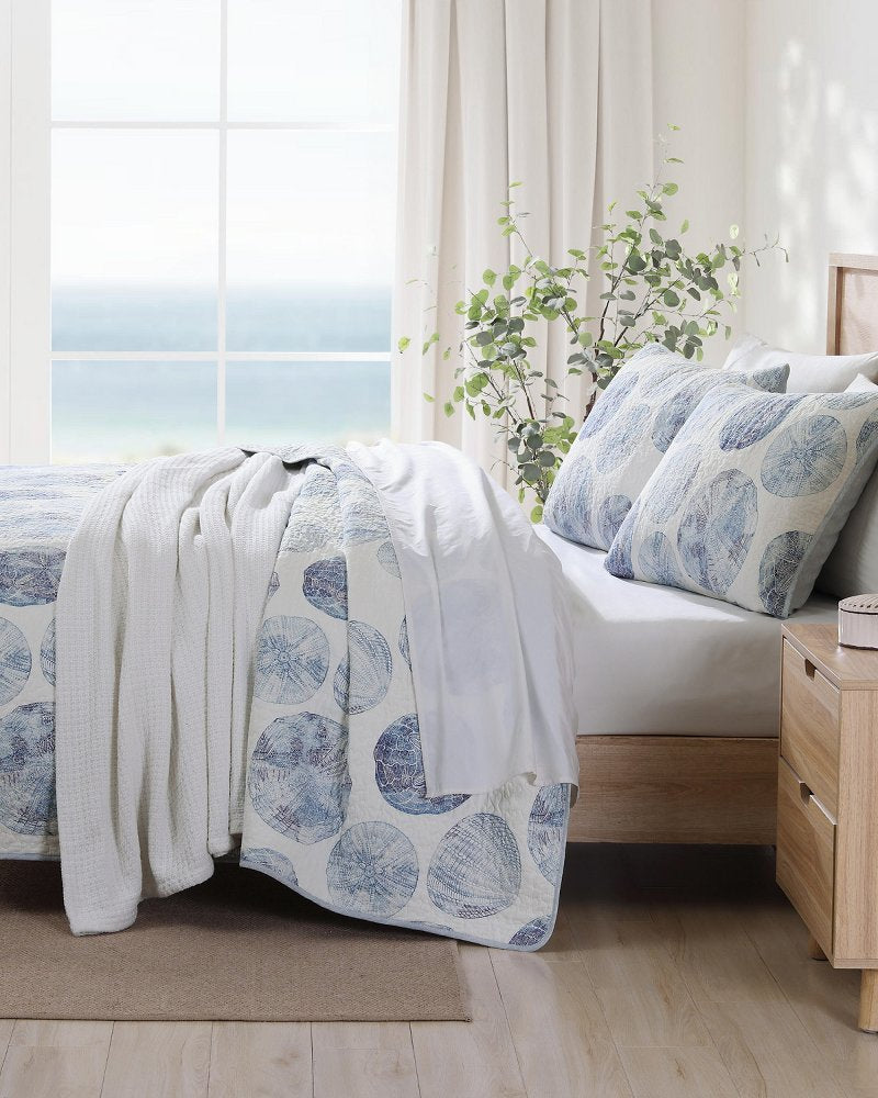 Ocean Isle 3-Piece King Quilt Set - Blue