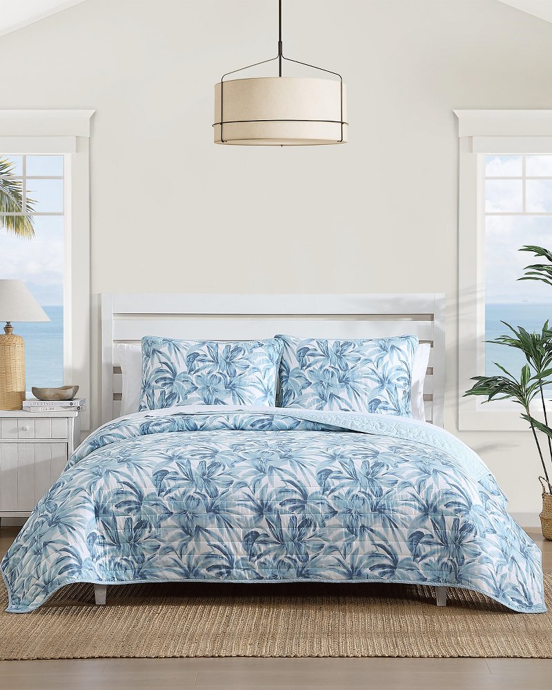 Aubrey Reversible 3-Piece Full/Queen Quilt Set - Blue