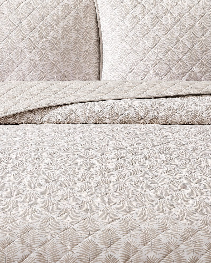Bahama Fronds Reversible 3-Piece Full/Queen Quilt Set - Khaki