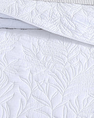 Solid Costa Sera King Quilt - White
