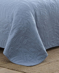 Solid Costa Sera King Quilt - Blue