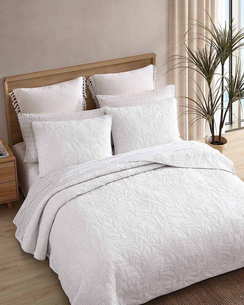 Solid Costa Sera 2-Piece Standard Quilted Sham Set - White